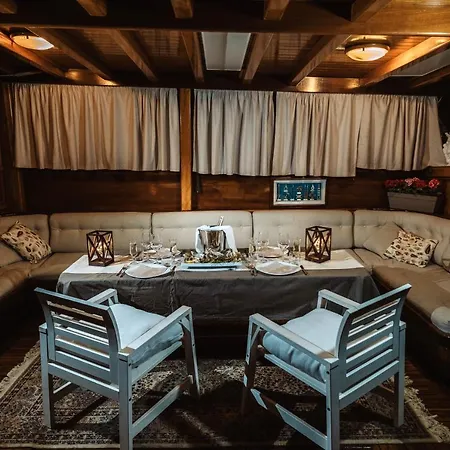 Bed & Breakfast Sicily Sea Charter Caicco Hande Capo Galera Palermo